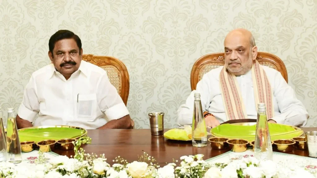 டெல்லியின் திட்டம் - போட்டுடைத்த நயினார்! 65 edappadi palanisamy and amit shah