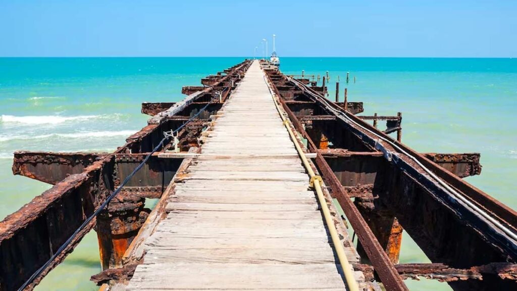 best places in dhanuskodi trip