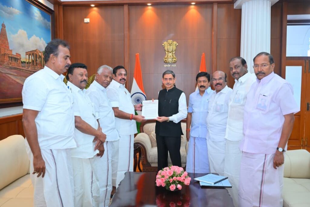 rn ravi admk