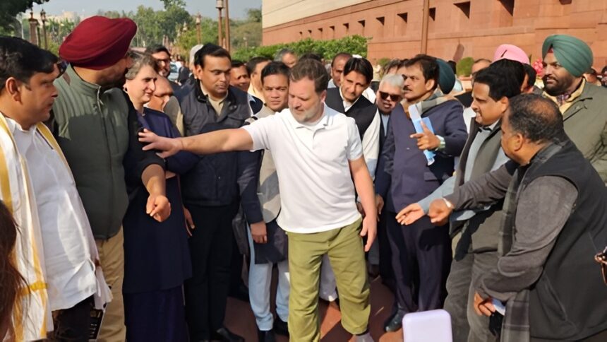 Opposition MPs suspension, Rahul Gandhi protest,Online Tamil News