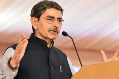 Indian democracy, Governor powers in India, State government rights,