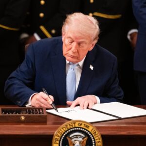 Donald Trump signature dollar