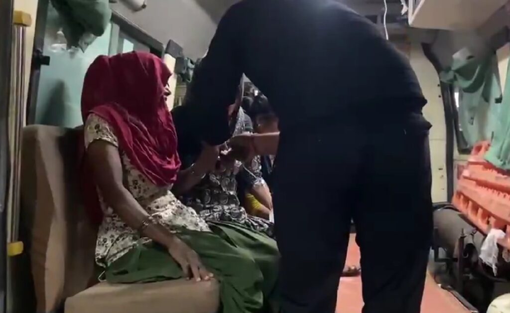 Uttar Pradesh food poisoning 1