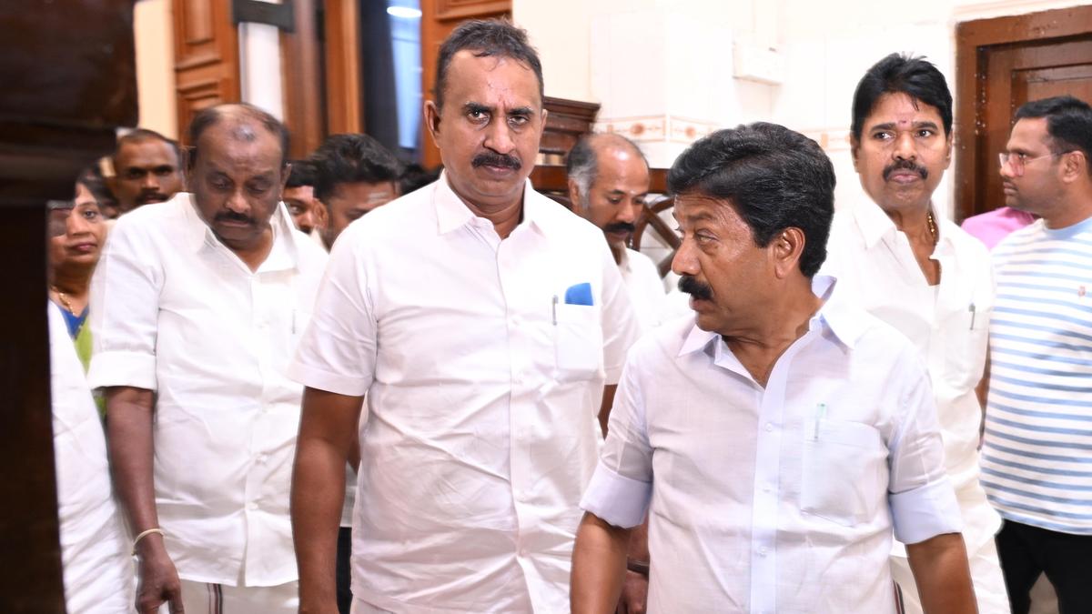 sp velumani cv shanmugam